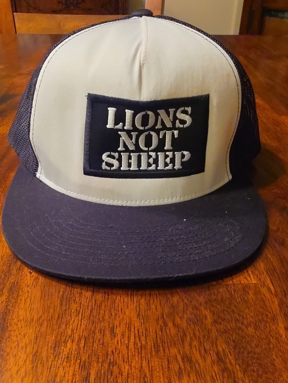 Lions Not Sheep Black And White  Mesh Trucker Snap Back NWOT